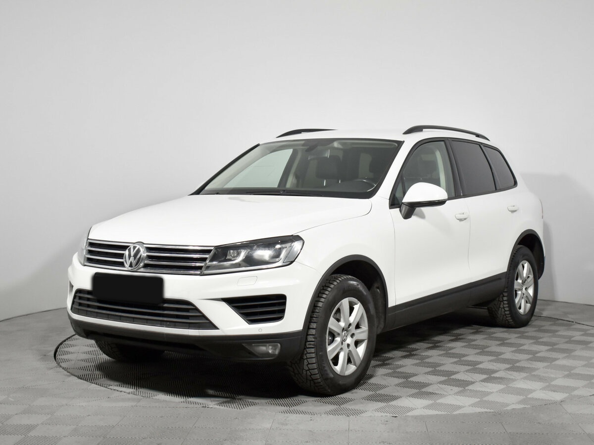 Volkswagen Touareg 2015 года с пробегом. Посмотреть фото