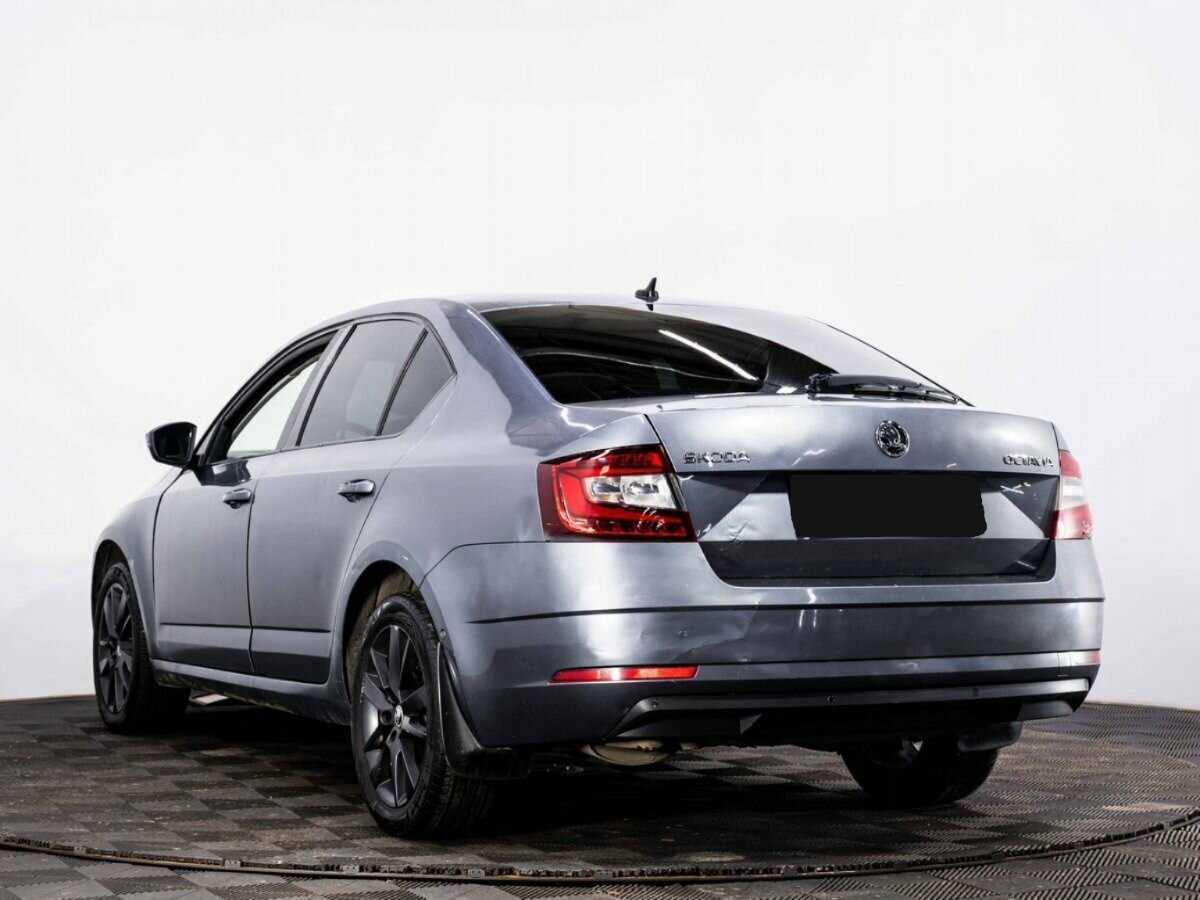 Skoda Octavia 2019 года с пробегом. Фото: #3