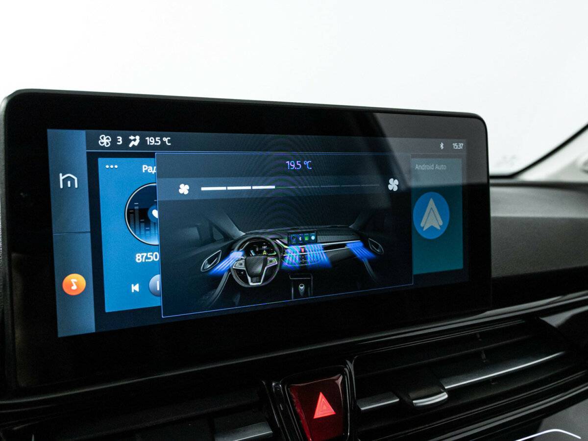 Москвич 3 2023 года с пробегом. Фото: #17