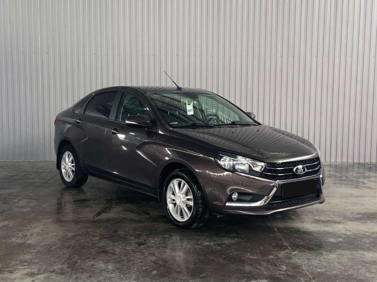 Lada (ВАЗ) Vesta 2018 года с пробегом. Фото: #2