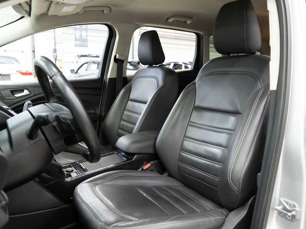 Ford Kuga 2017 года с пробегом. Фото: #5