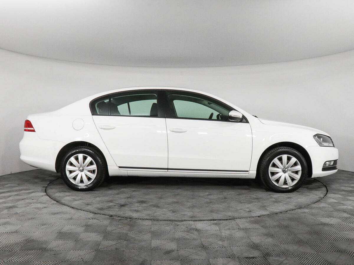 Volkswagen Passat 2014 года с пробегом. Фото: #3