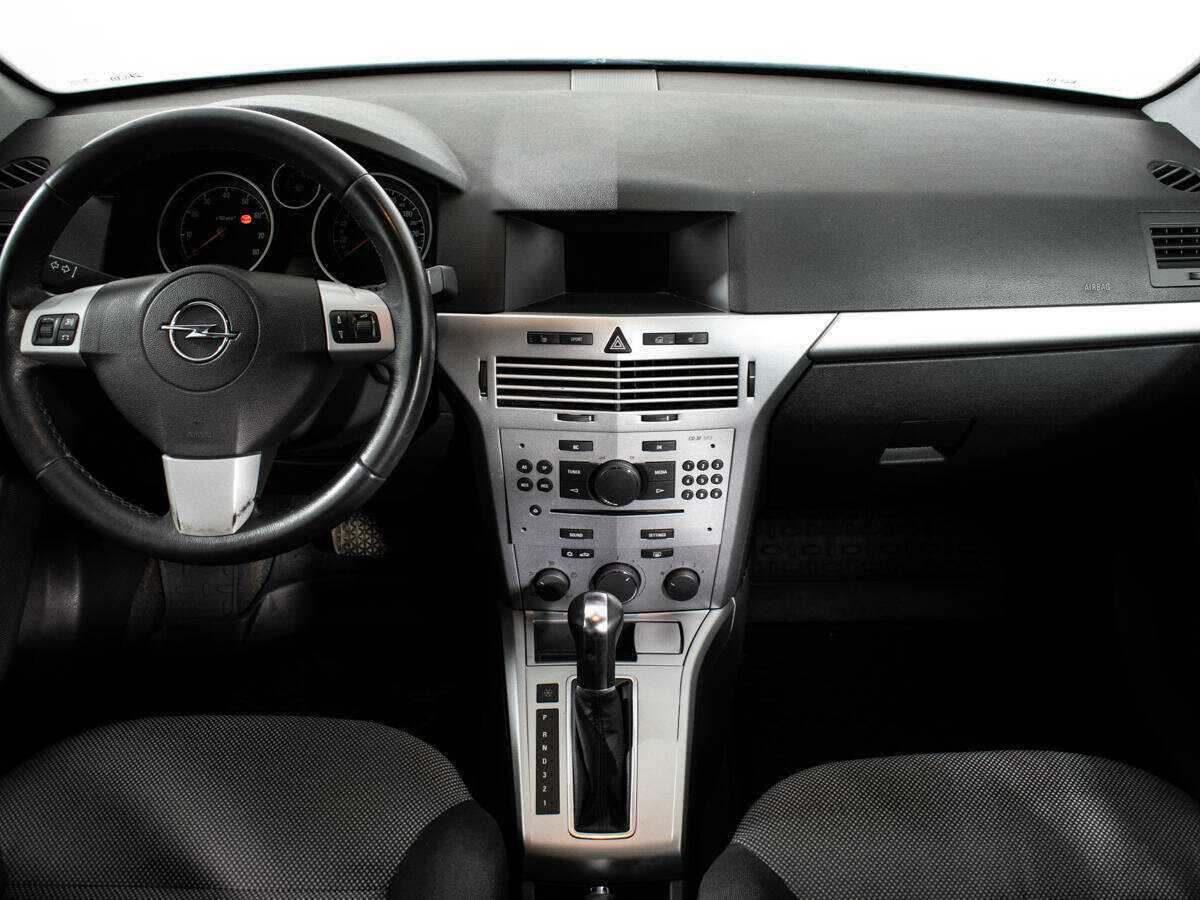 Opel Astra 2014 года с пробегом. Фото: #10