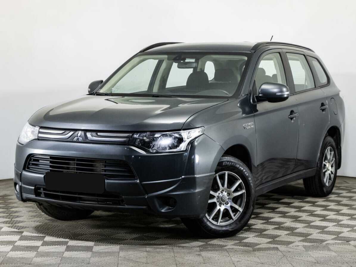 Mitsubishi Outlander 2014 года с пробегом. Фото: #0