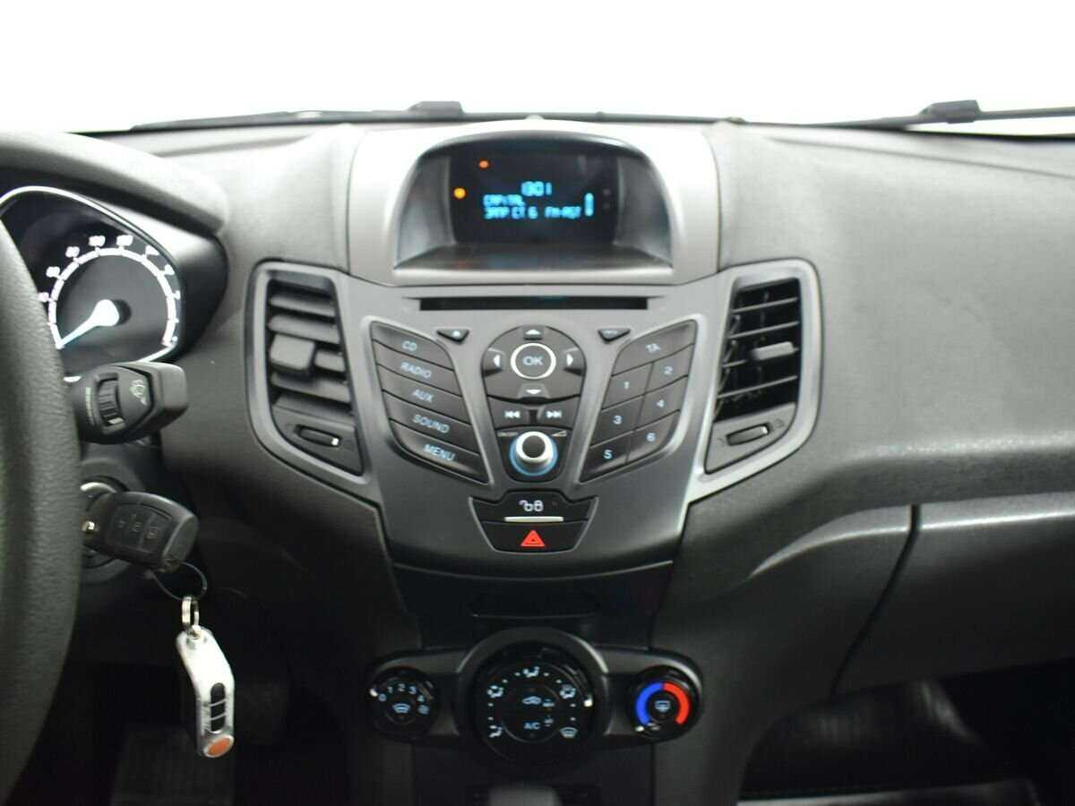 Ford Fiesta 2019 года с пробегом. Фото: #10