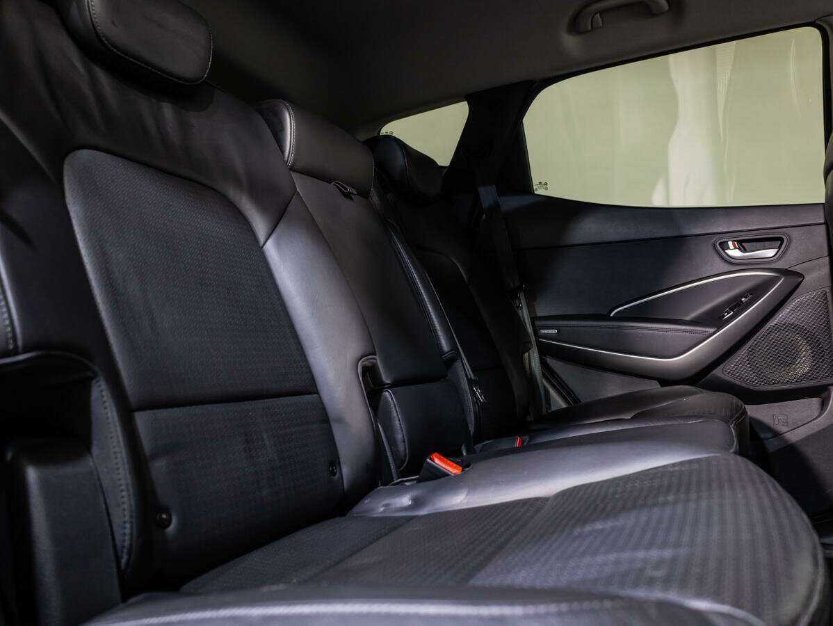 Hyundai Santa Fe 2013 года с пробегом. Фото: #11