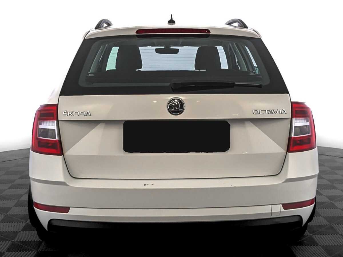 Skoda Octavia 2017 года с пробегом. Фото: #5