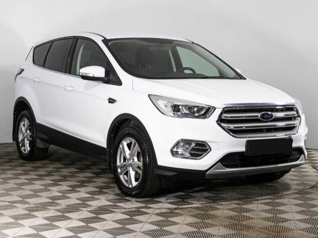 Ford Kuga 2018 года с пробегом. Фото: #2