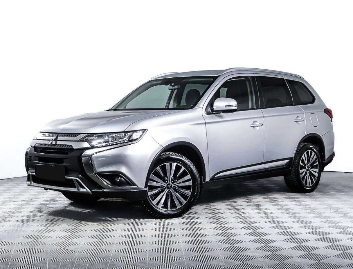 Mitsubishi Outlander 2019 года с пробегом. Фото: #0