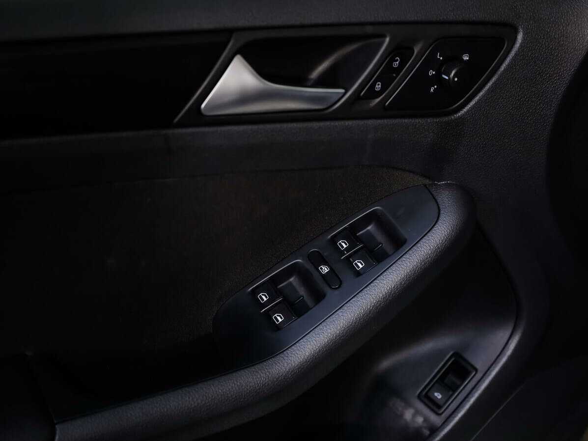 Volkswagen Jetta 2012 года с пробегом. Фото: #13