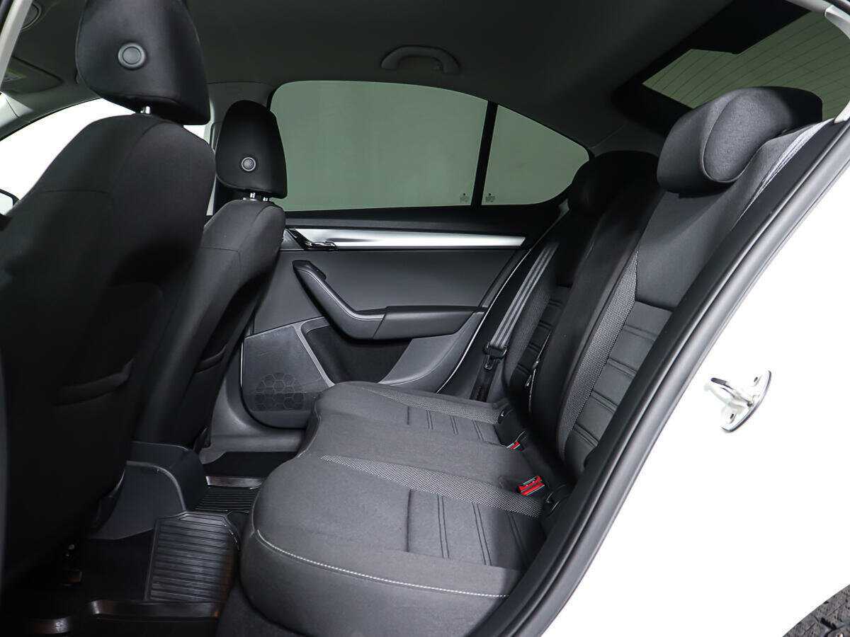 Skoda Octavia 2018 года с пробегом. Фото: #9