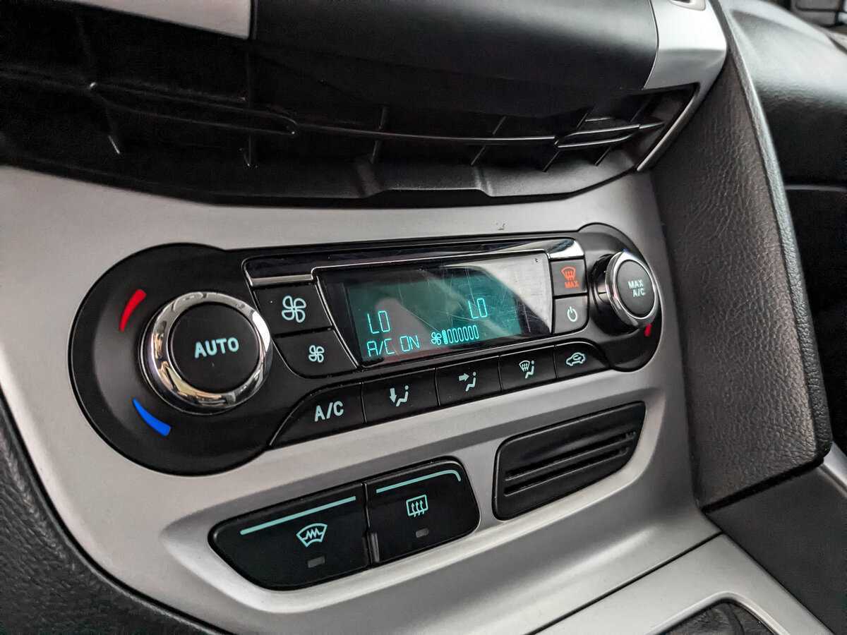 Ford Focus 2012 года с пробегом. Фото: #20