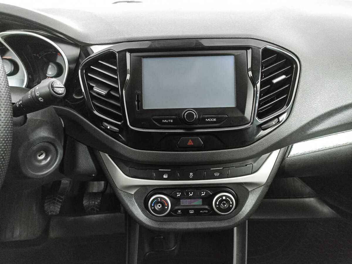 Lada (ВАЗ) Vesta 2019 года с пробегом. Фото: #12