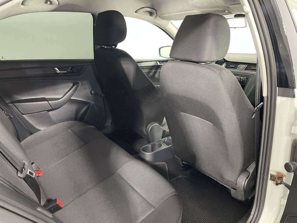 Skoda Rapid 2019 года с пробегом. Фото: #16