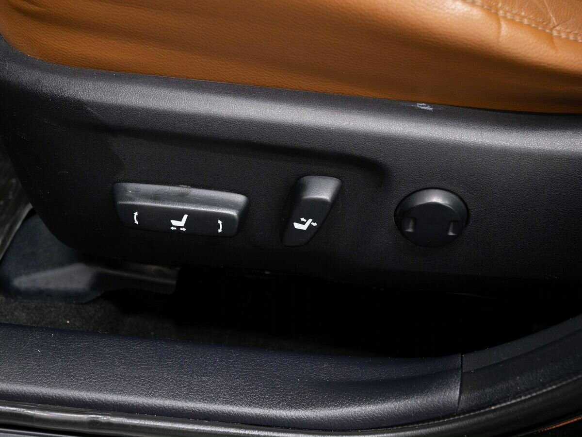 Toyota Camry 2017 года с пробегом. Фото: #20