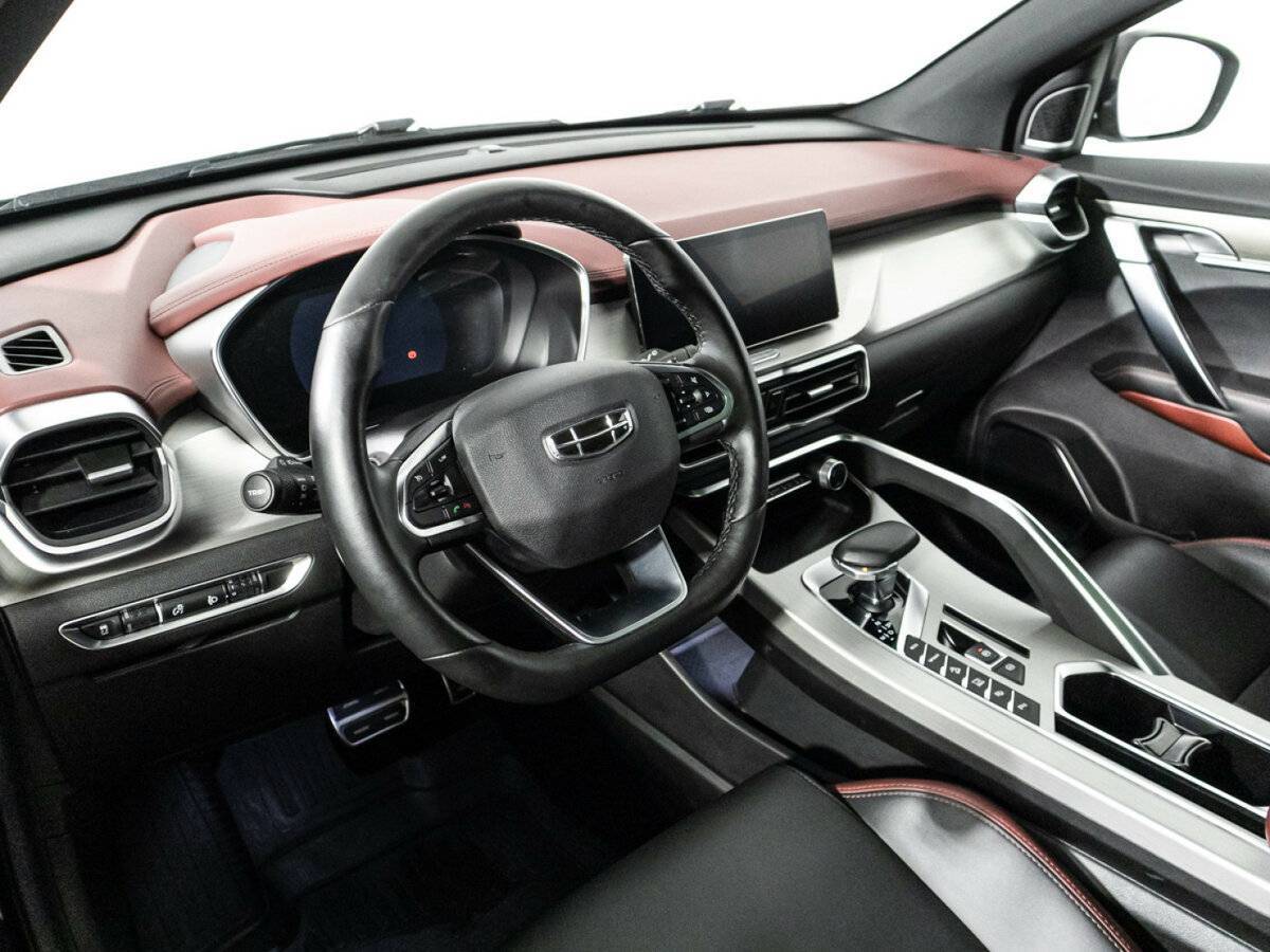 Geely Coolray 2022 года с пробегом. Фото: #10