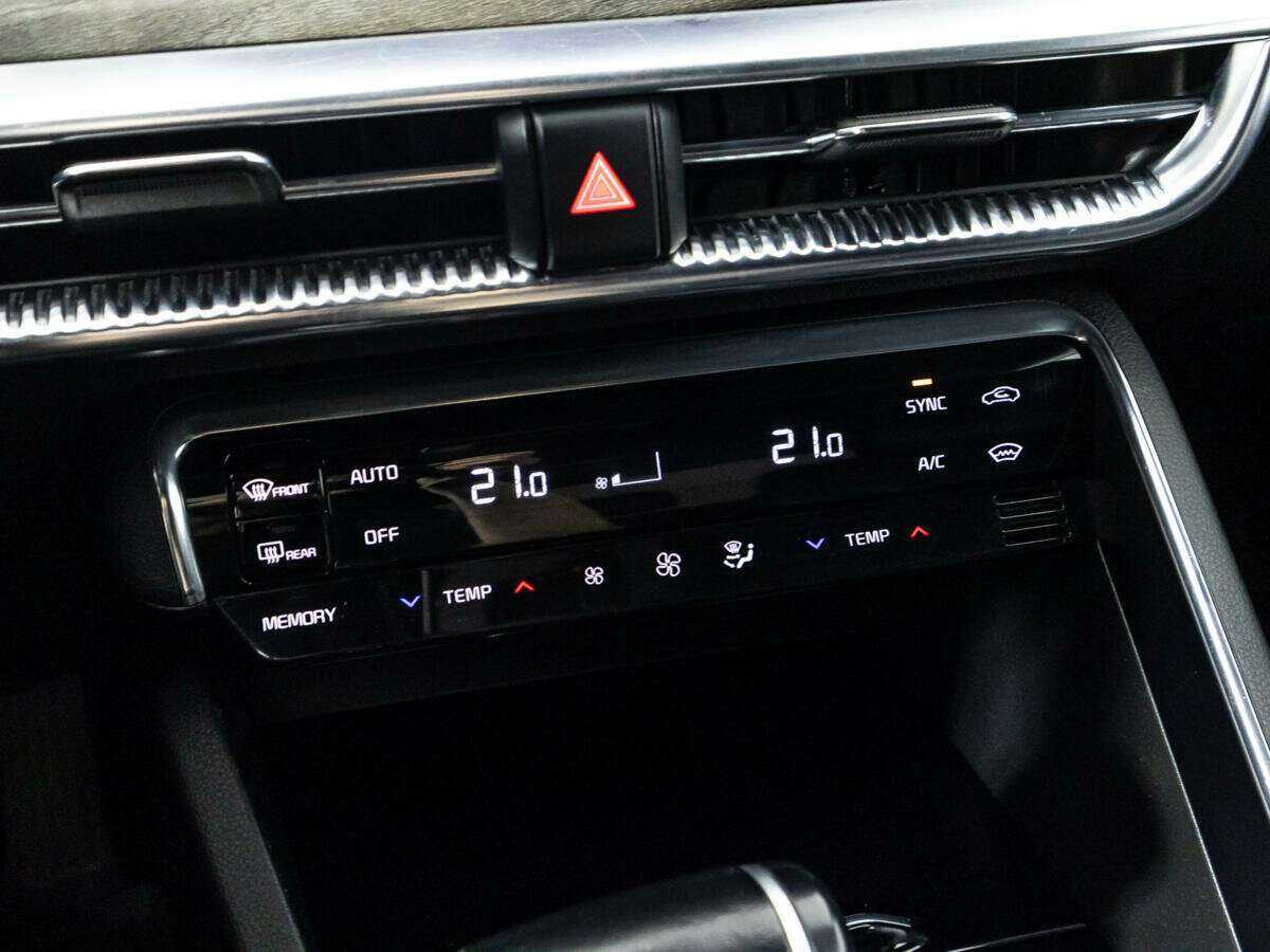 Kia K5 2021 года с пробегом. Фото: #16