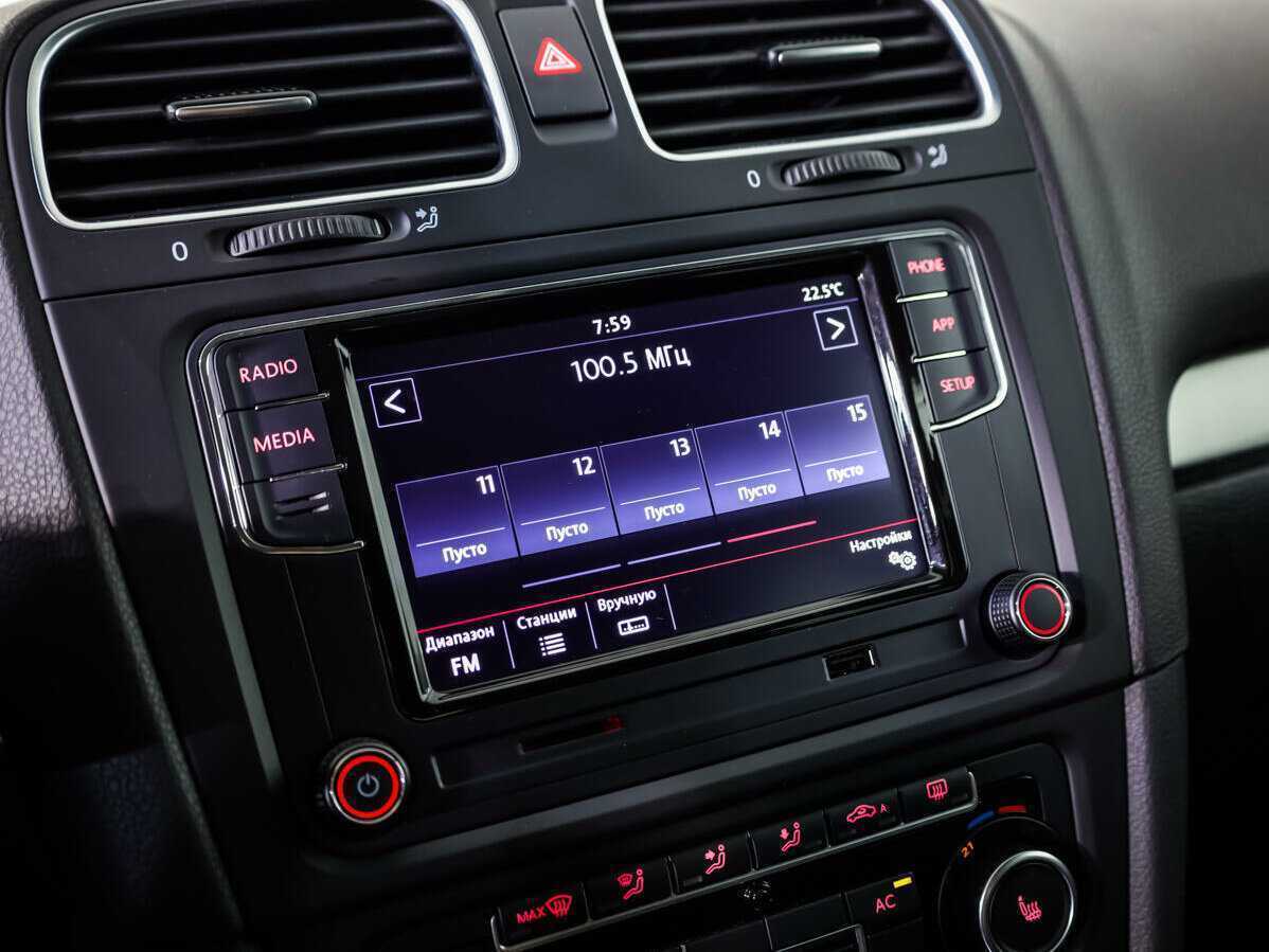 Volkswagen Golf 2012 года с пробегом. Фото: #12