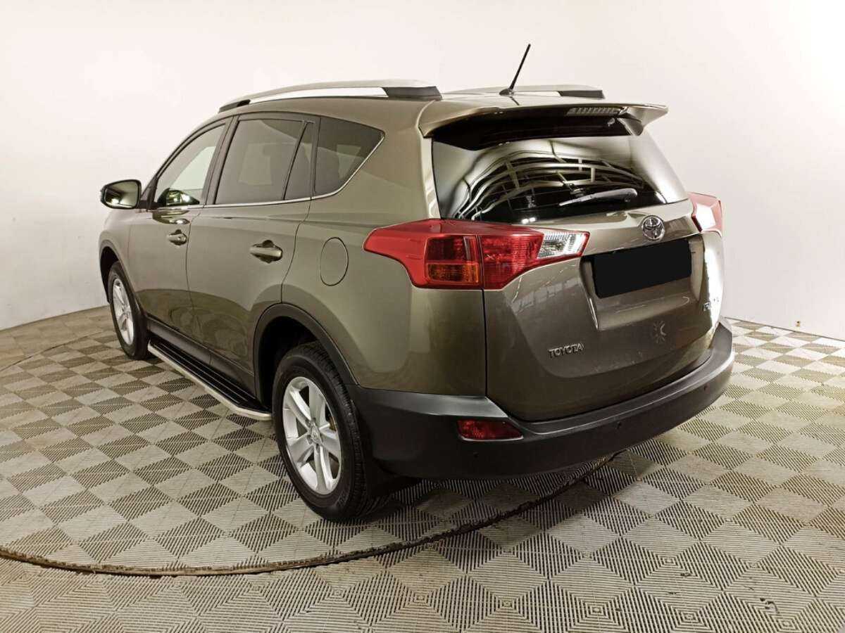 Toyota RAV4 2014 года с пробегом. Фото: #6