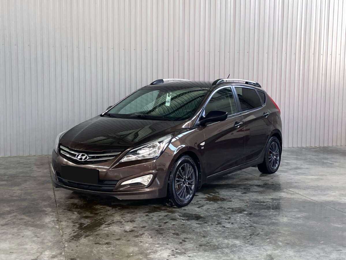 Hyundai Solaris 2015 года с пробегом. Посмотреть фото