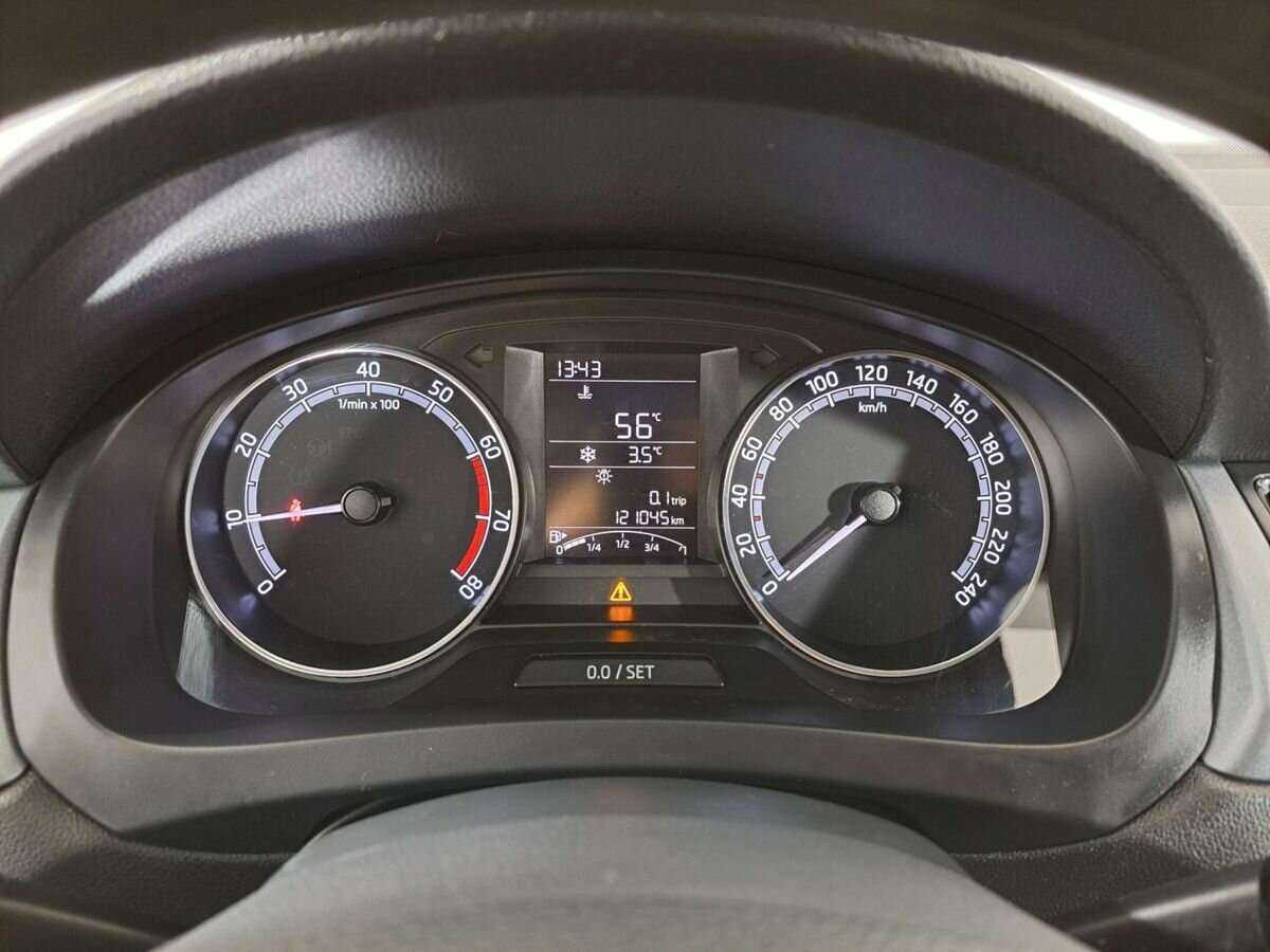 Skoda Rapid 2017 года с пробегом. Фото: #12