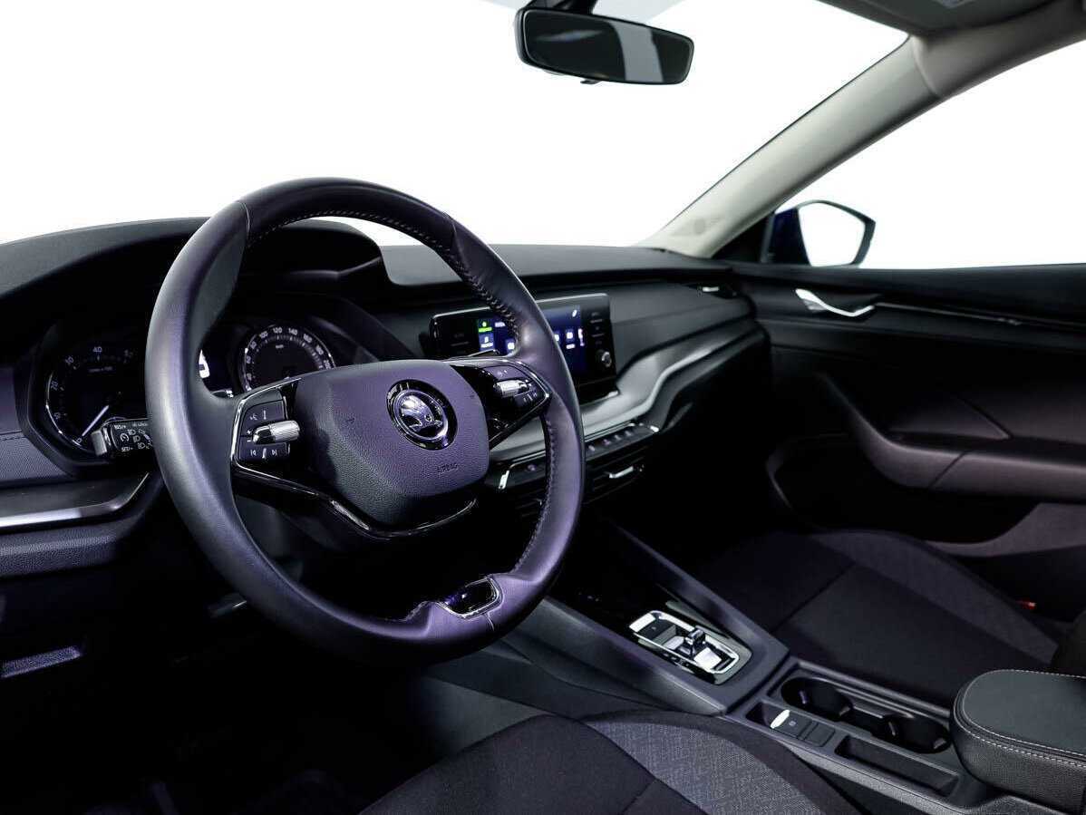 Skoda Octavia 2021 года с пробегом. Фото: #9