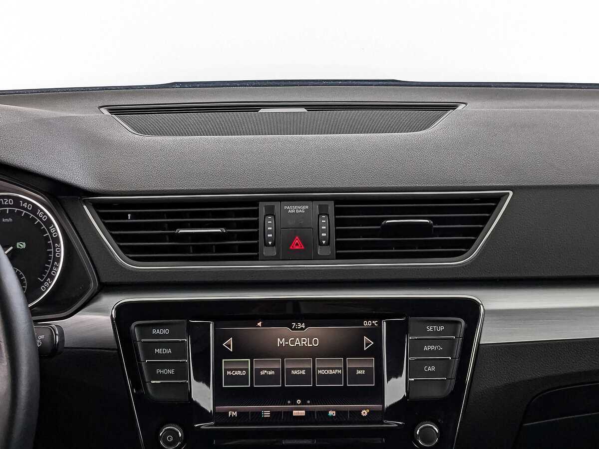 Skoda Superb 2018 года с пробегом. Фото: #15