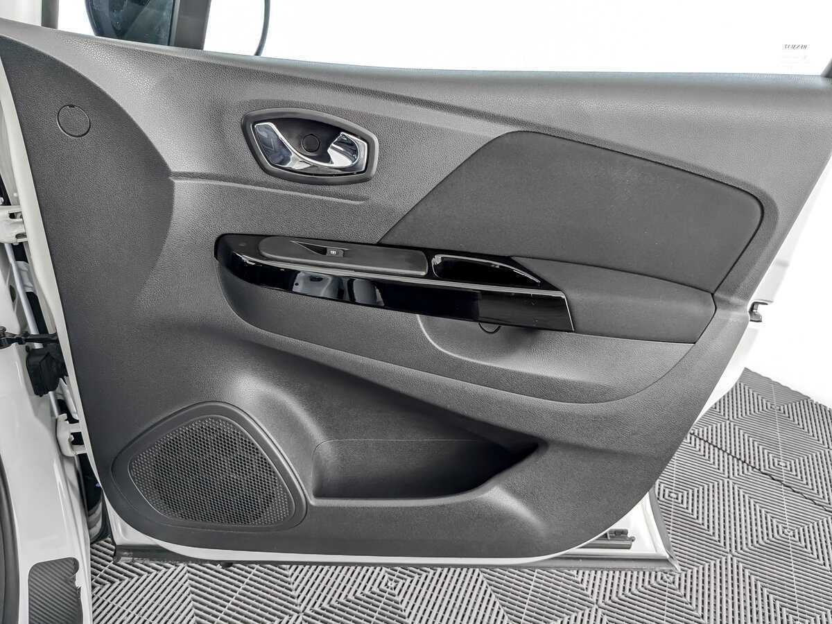 Renault Kaptur 2017 года с пробегом. Фото: #22