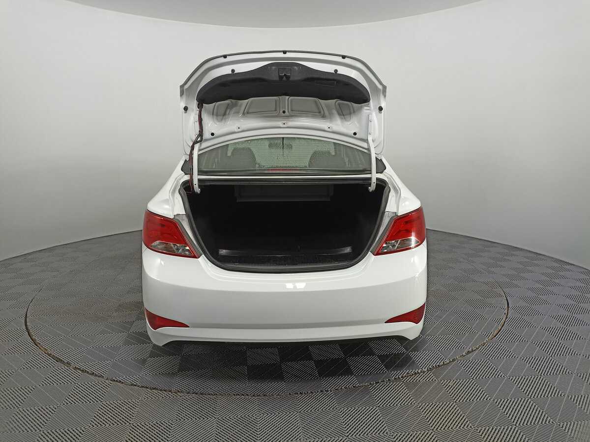 Hyundai Solaris 2015 года с пробегом. Фото: #9