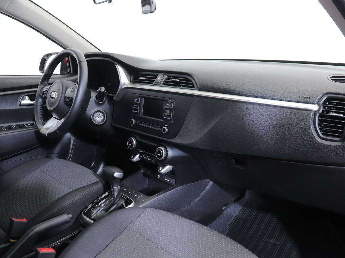 Kia Rio 2021 года с пробегом. Фото: #8