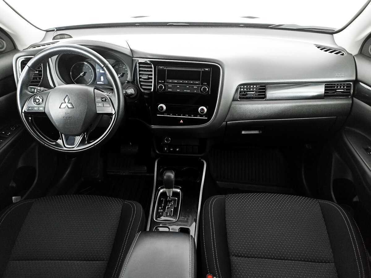 Mitsubishi Outlander 2021 года с пробегом. Фото: #10