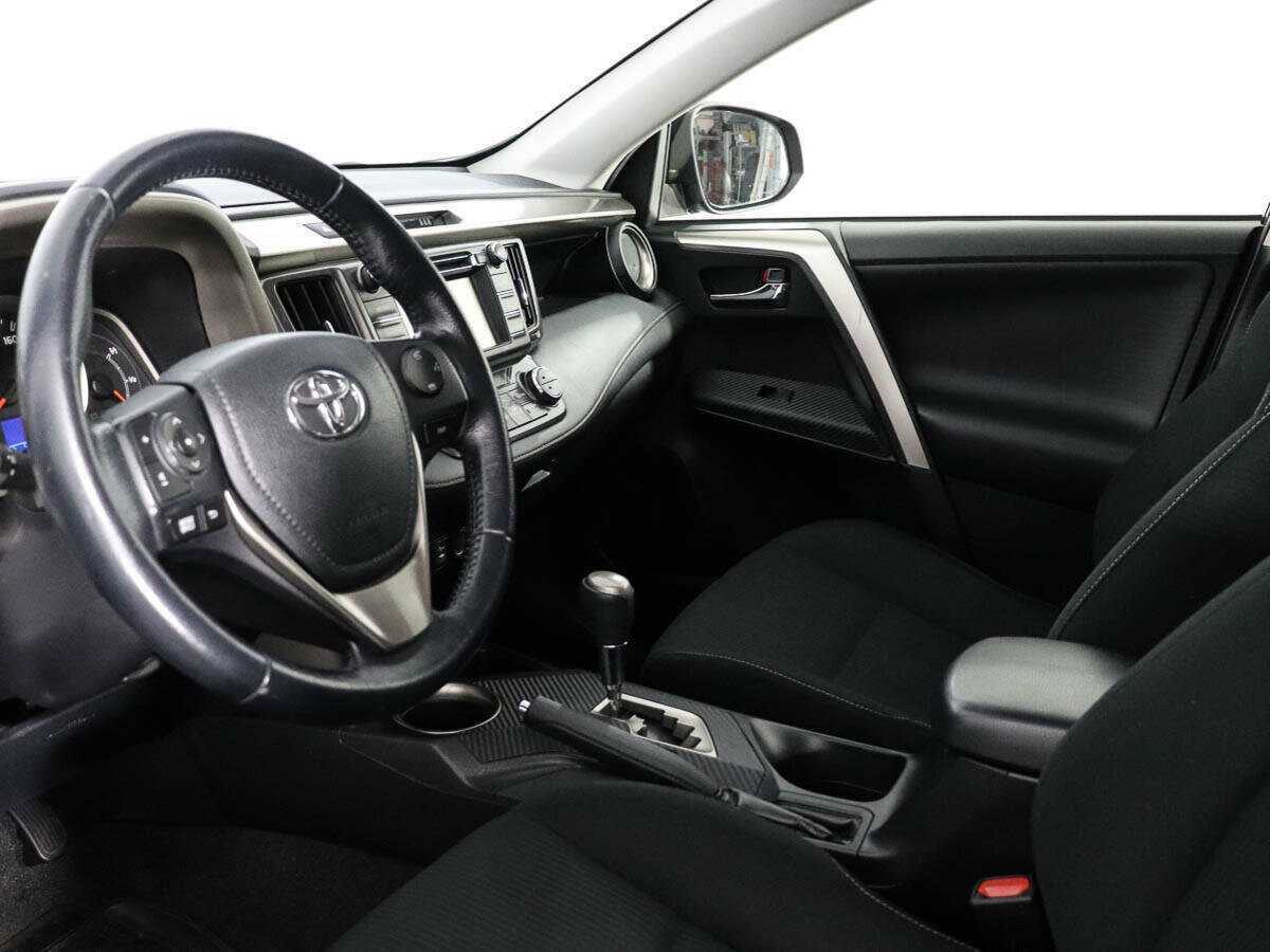 Toyota RAV4 2013 года с пробегом. Фото: #9