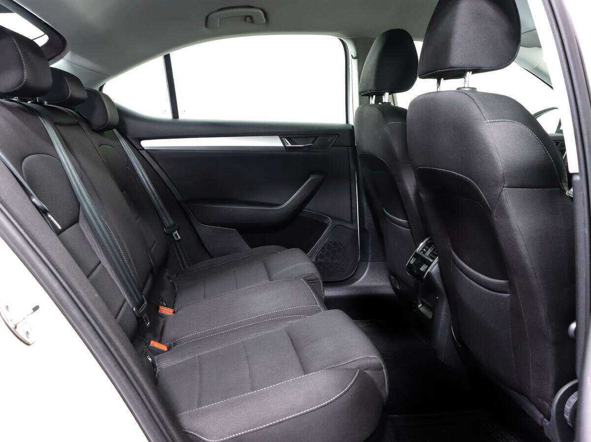 Skoda Superb 2016 года с пробегом. Фото: #13