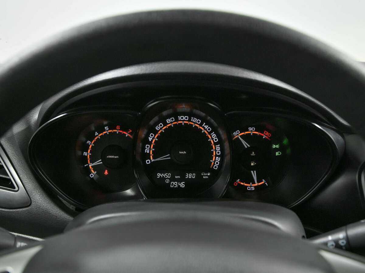 Lada (ВАЗ) Vesta 2019 года с пробегом. Фото: #6