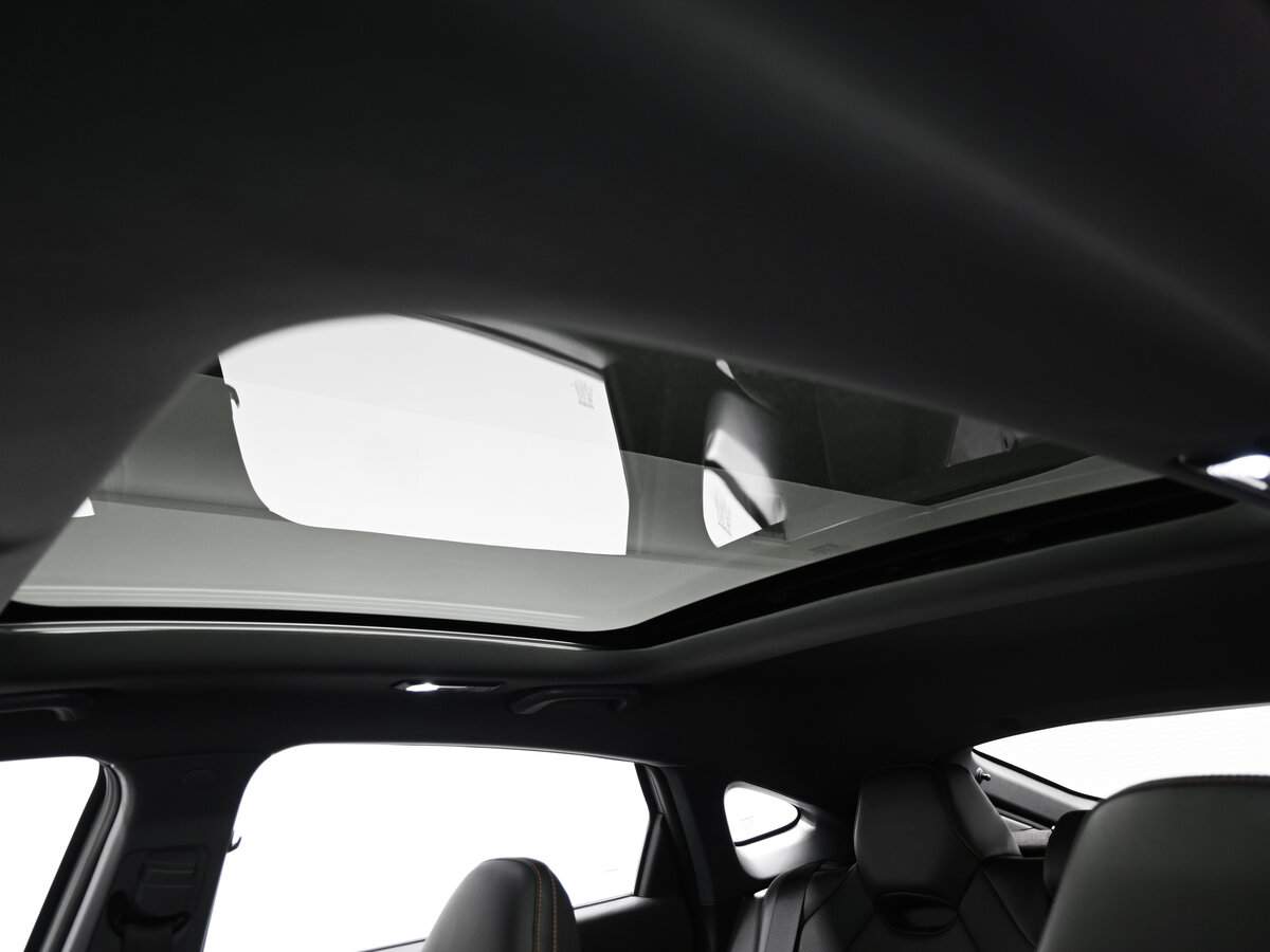 Changan UNI-V 2023 года с пробегом. Фото: #13