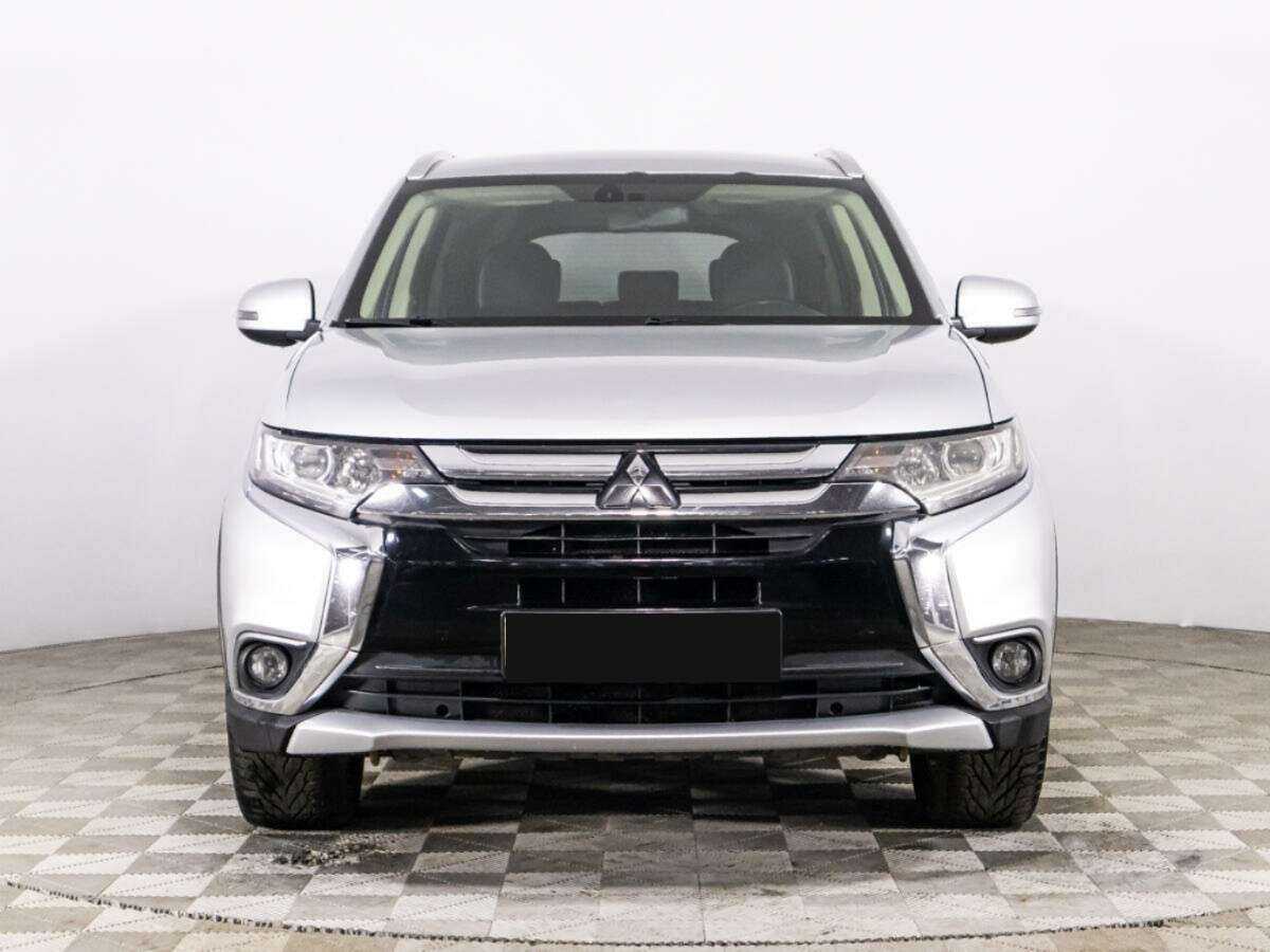 Mitsubishi Outlander 2015 года с пробегом. Фото: #1
