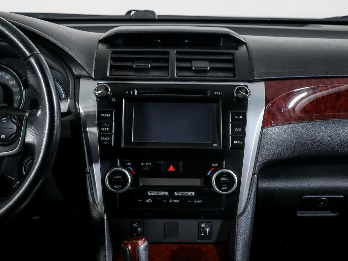 Toyota Camry 2013 года с пробегом. Фото: #11