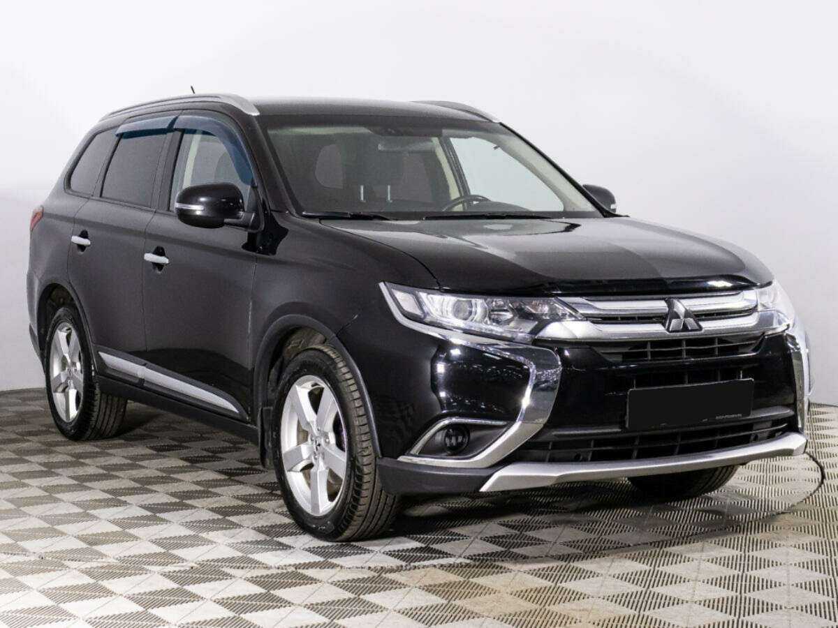 Mitsubishi Outlander 2016 года с пробегом. Фото: #2