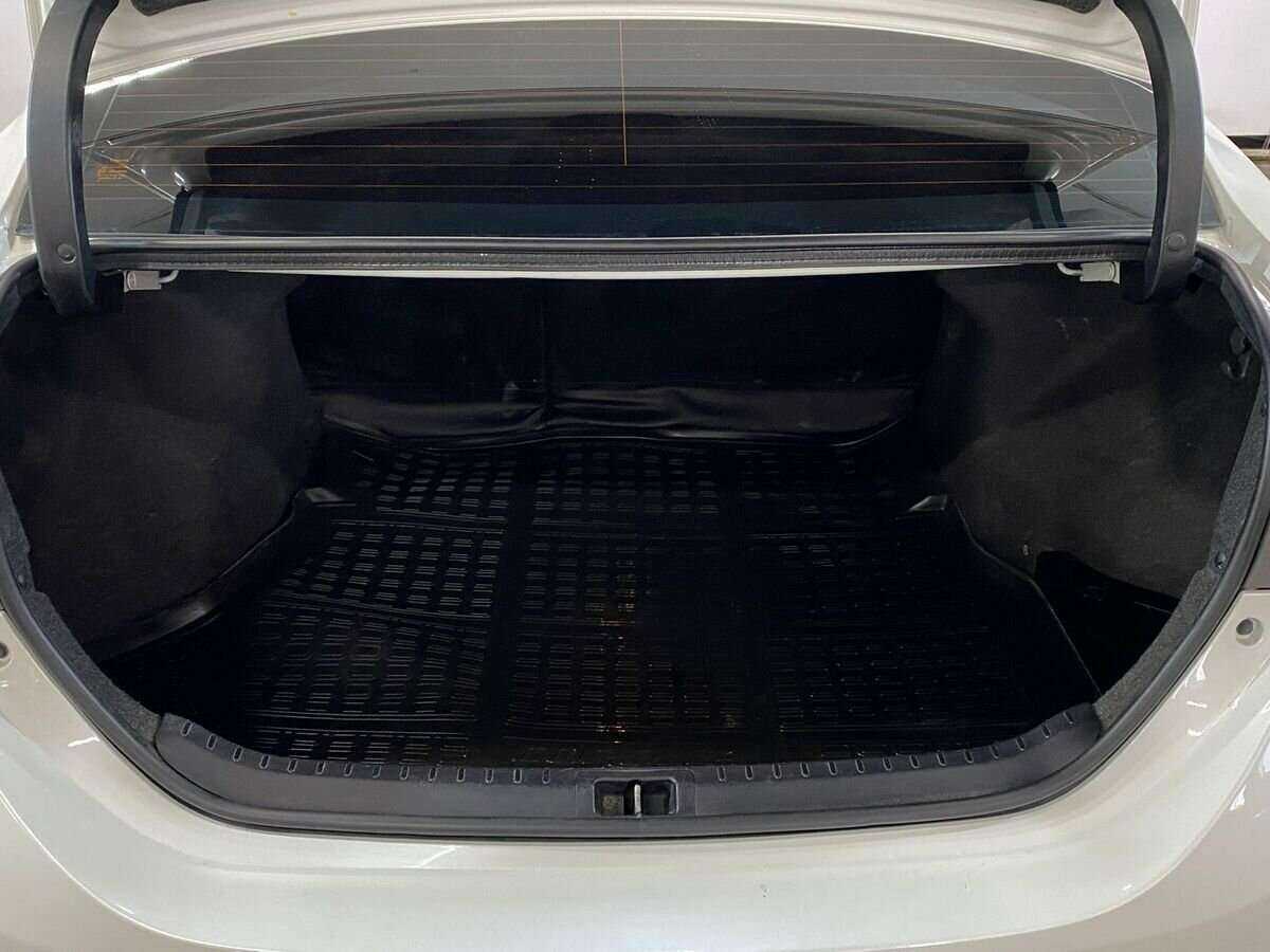 Toyota Corolla 2014 года с пробегом. Фото: #16