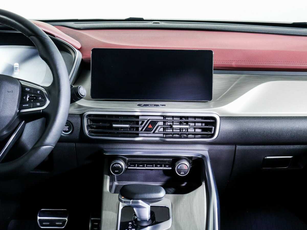 Geely Coolray 2023 года с пробегом. Фото: #12