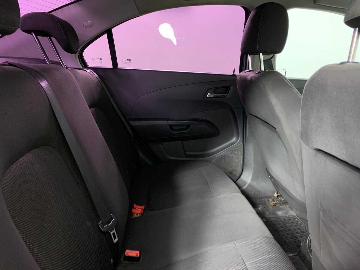 Chevrolet Aveo 2014 года с пробегом. Фото: #17