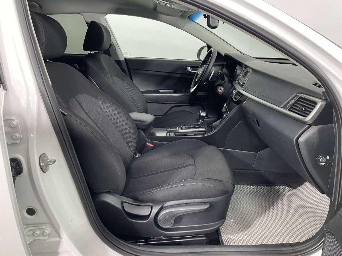 Kia Optima 2018 года с пробегом. Фото: #11