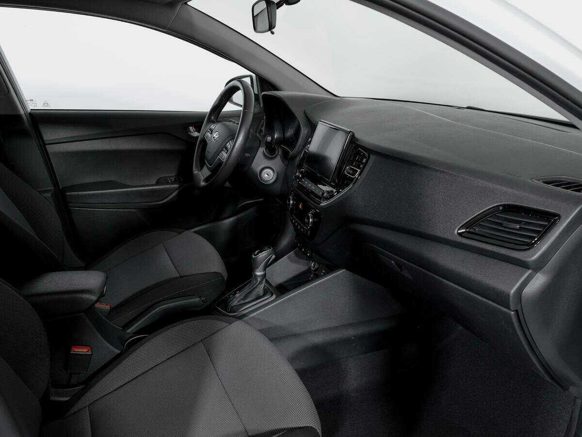 Hyundai Solaris 2021 года с пробегом. Фото: #8