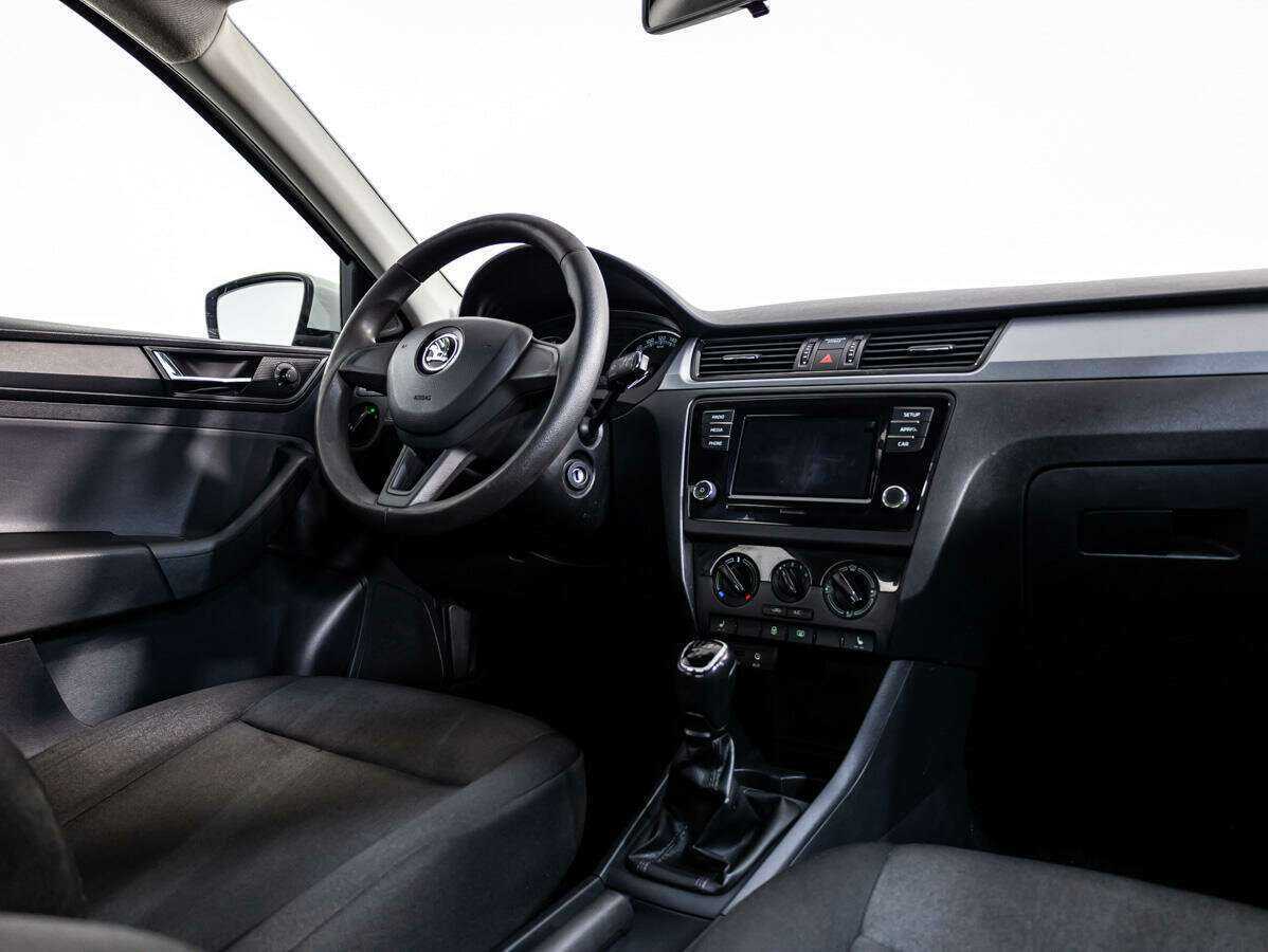 Skoda Rapid 2017 года с пробегом. Фото: #7