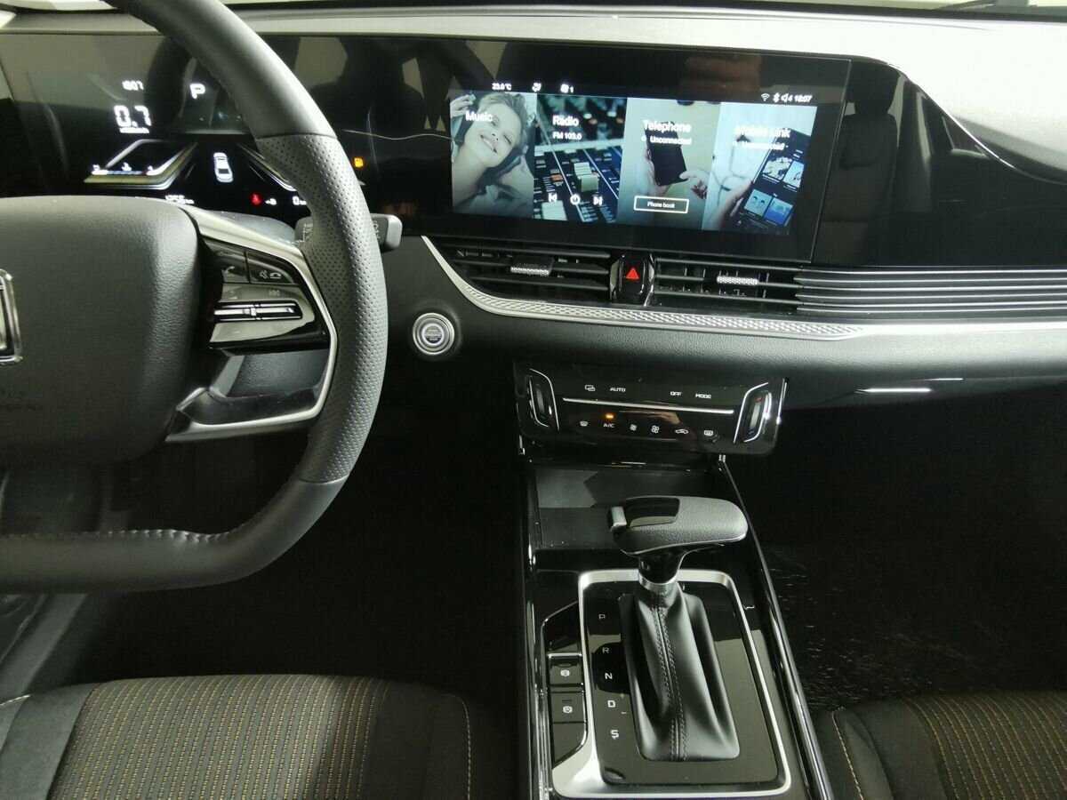 FAW Bestune B70 2023 года с пробегом. Фото: #10