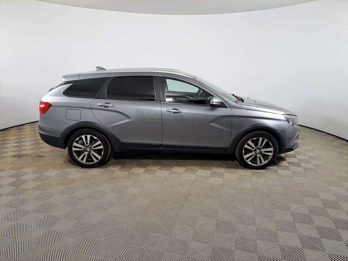 Lada (ВАЗ) Vesta 2021 года с пробегом. Фото: #3