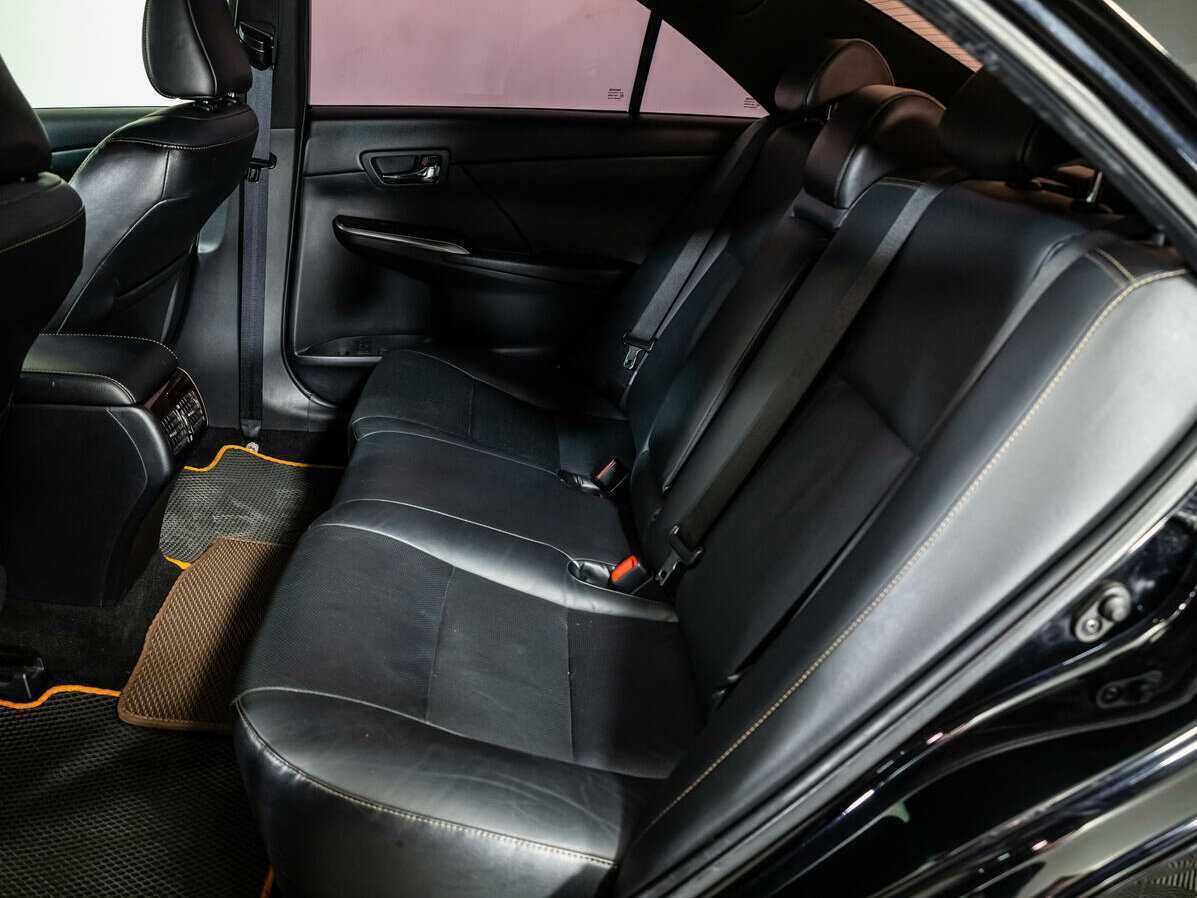 Toyota Camry 2017 года с пробегом. Фото: #9