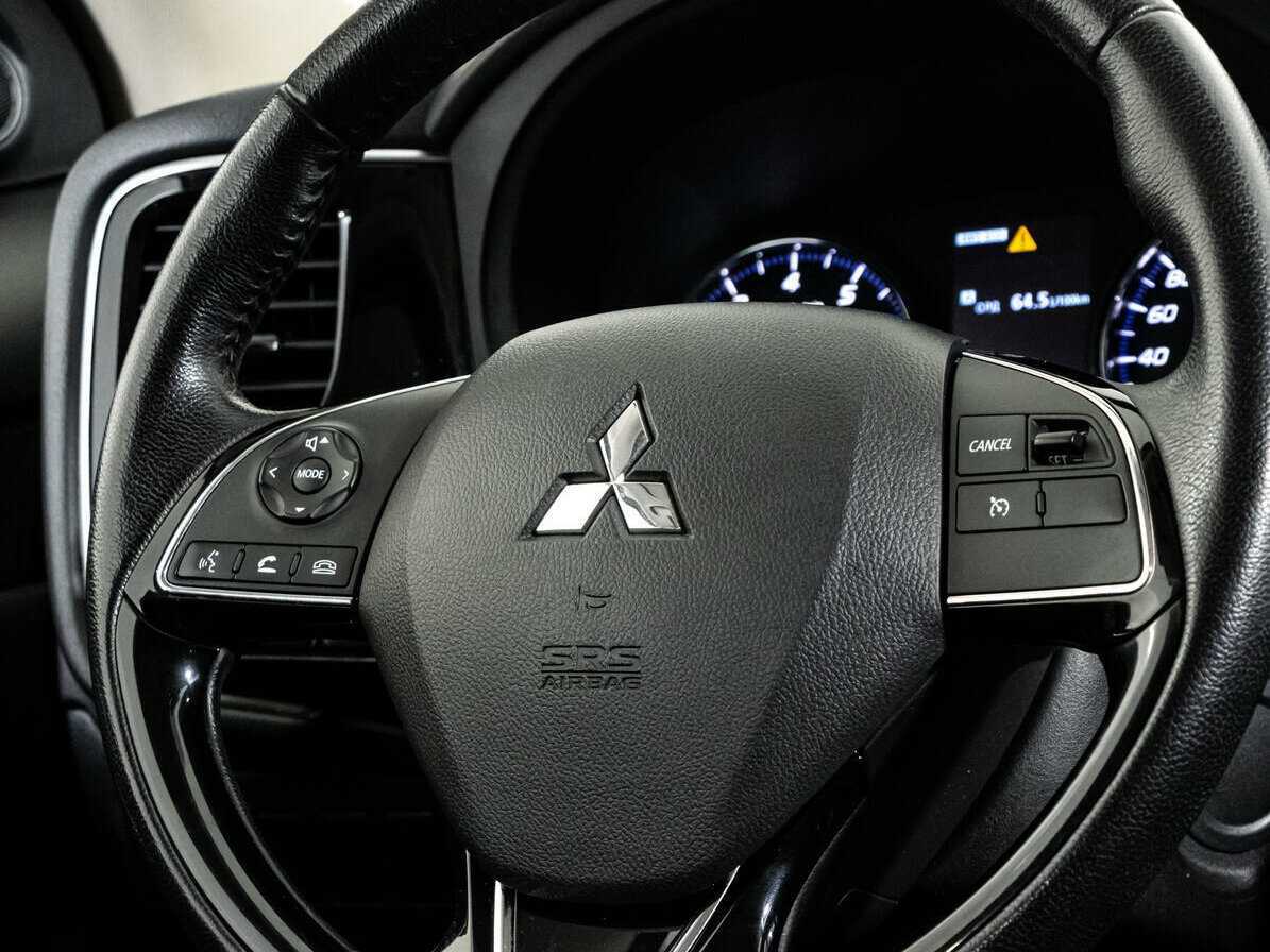 Mitsubishi Outlander 2018 года с пробегом. Фото: #9