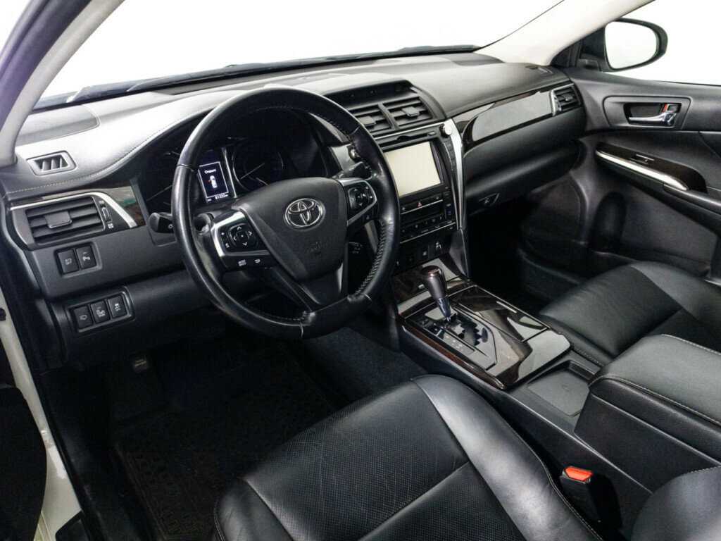 Toyota Camry 2015 года с пробегом. Фото: #10