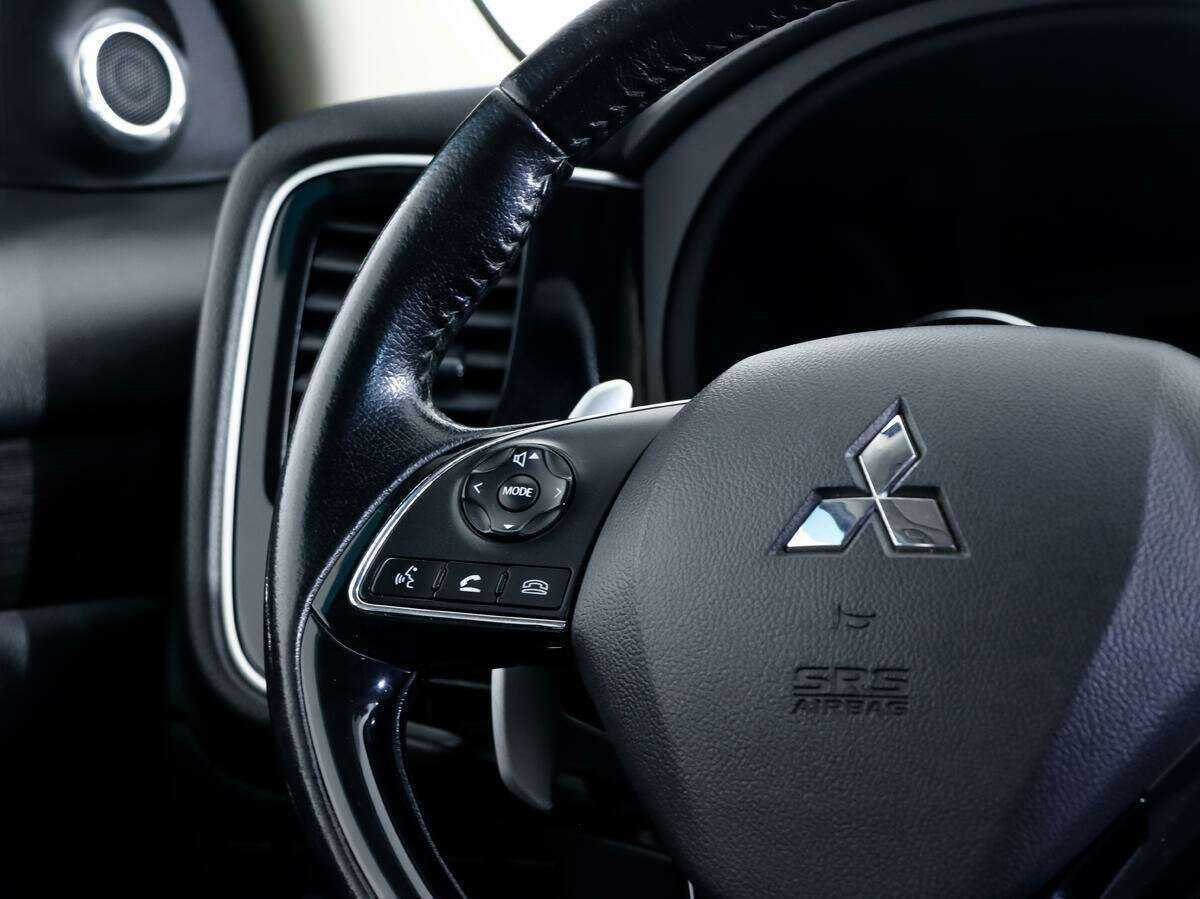 Mitsubishi Outlander 2016 года с пробегом. Фото: #18